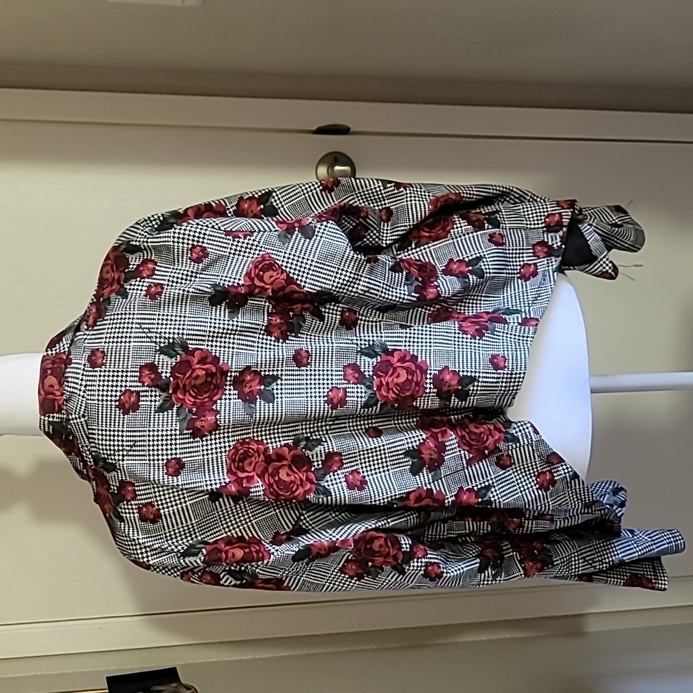 Torrid Herringbone Floral Blazer Size 14-16 - Picture 2 of 9